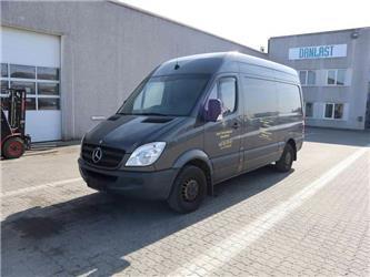 Mercedes-Benz Sprinter 319 CDI