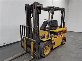 Daewoo D30S-2