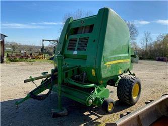 John Deere 854
