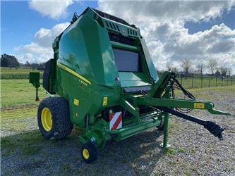 John Deere V461M