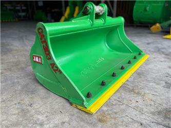 JM Attachments Ditching Clean Up (MUD) Bucket for New