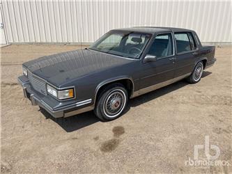 Cadillac FLEETWOOD