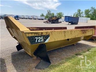 Caterpillar 725
