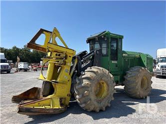 John Deere 843K