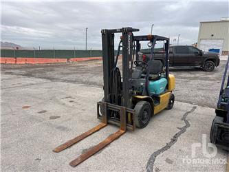 Komatsu FG25T-14