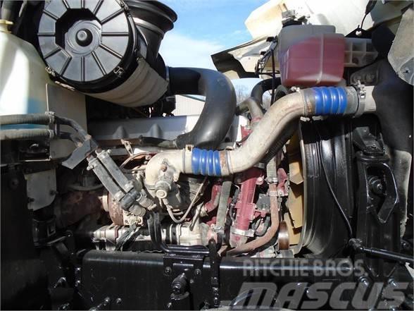 Mack PINNACLE CHU613 Tracteur routier