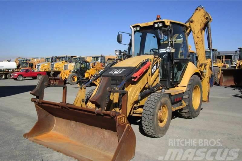 CAT 428F Tractopelle