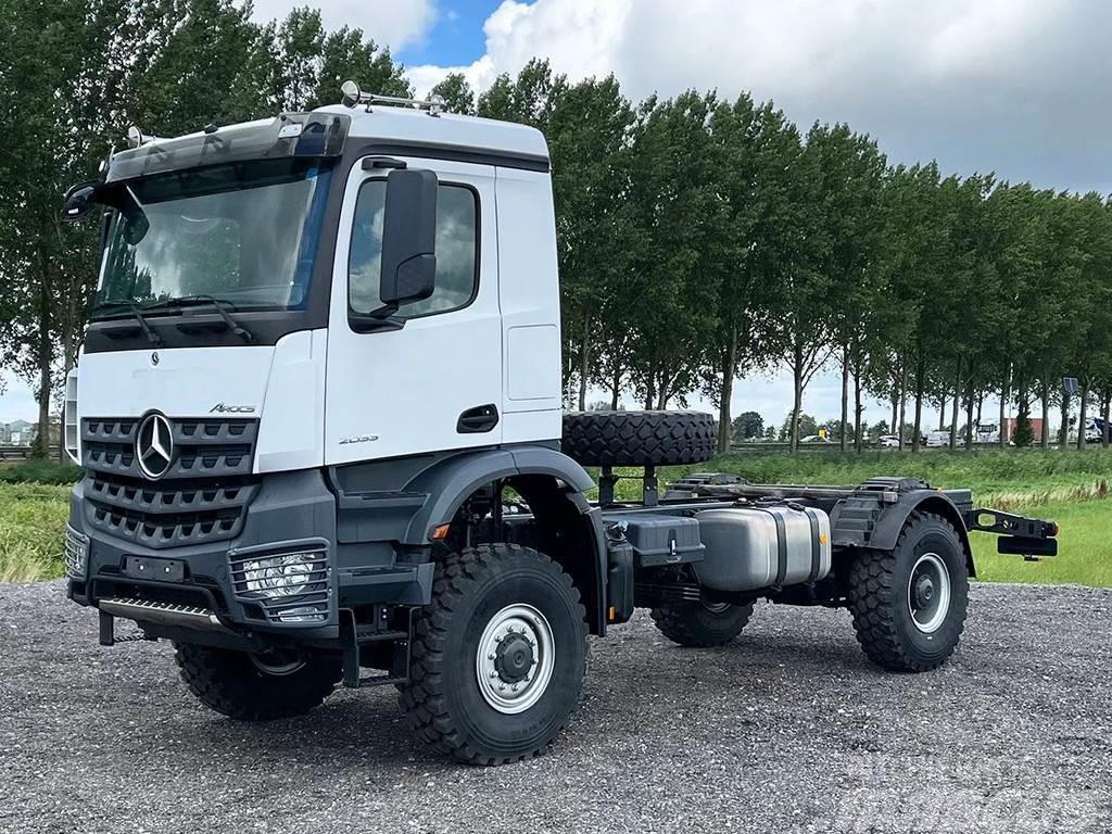 Mercedes-Benz Arocs 2033-A Chassis Cabin (2 units) Châssis cabine
