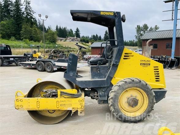 Bomag BW124DH-3 Rouleaux monocylindre
