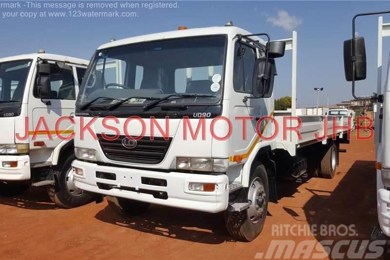 Nissan UD90, WITH NEW 7.500 METRE LONG DROPSDIE BODY Autre camion