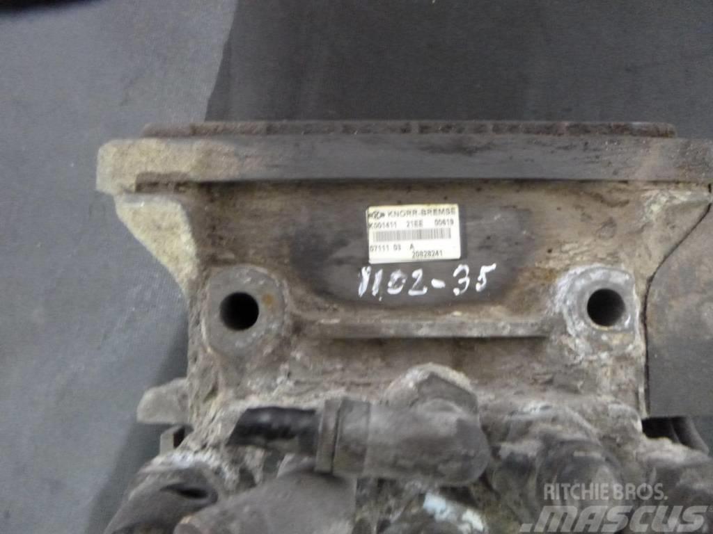 Volvo FH13 Stove radiator 1772726 Moteur