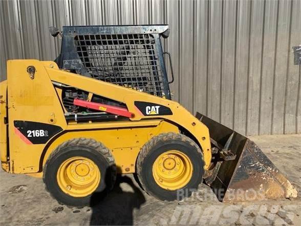CAT 216B2 Chargeuse compacte