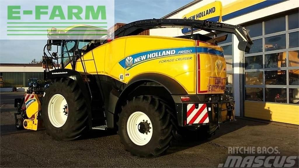 New Holland fr 550 st5 Ensileuse automotrice