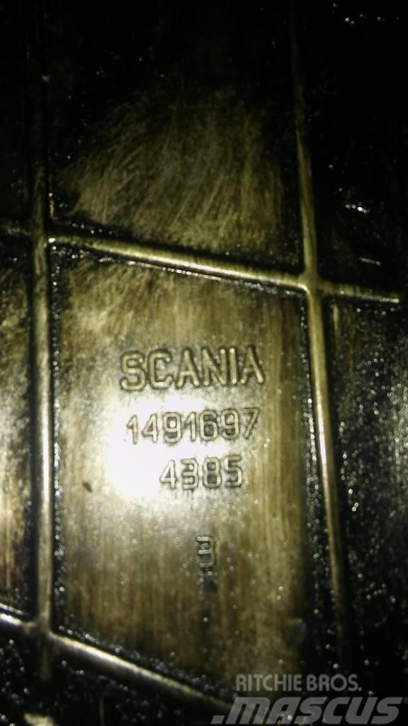 Scania R420 rocker cover 1491697,1517928 Moteur