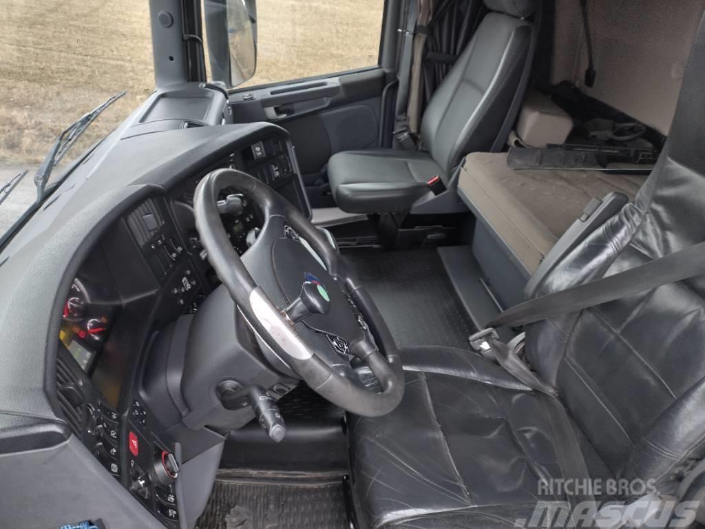 Scania R500 6x2 sivuauk.kori,pl-nostin Camion Fourgon