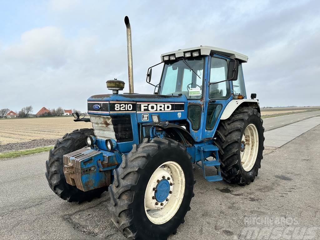Ford 8210 Tracteur