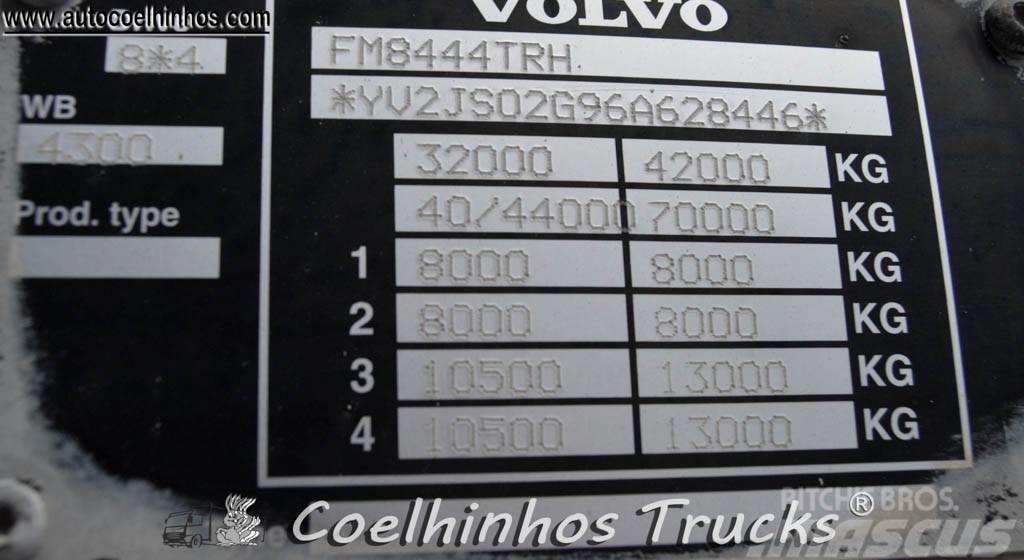 Volvo FM 440  //  8x4 Camion benne