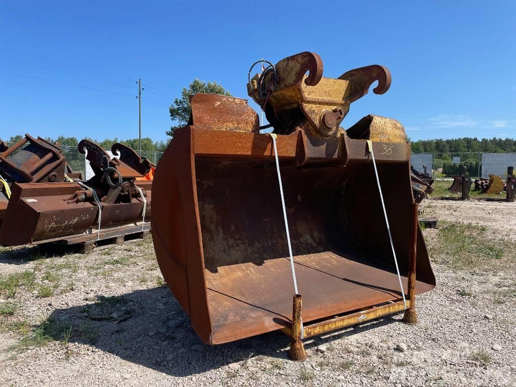  Ditch cleaning bucket CW40 Godet