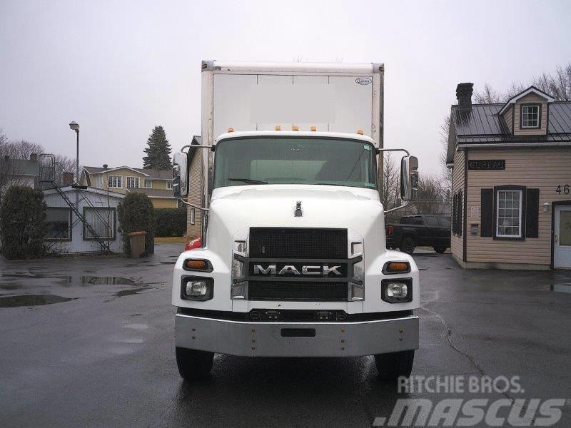 Mack MD 6 Autre camion