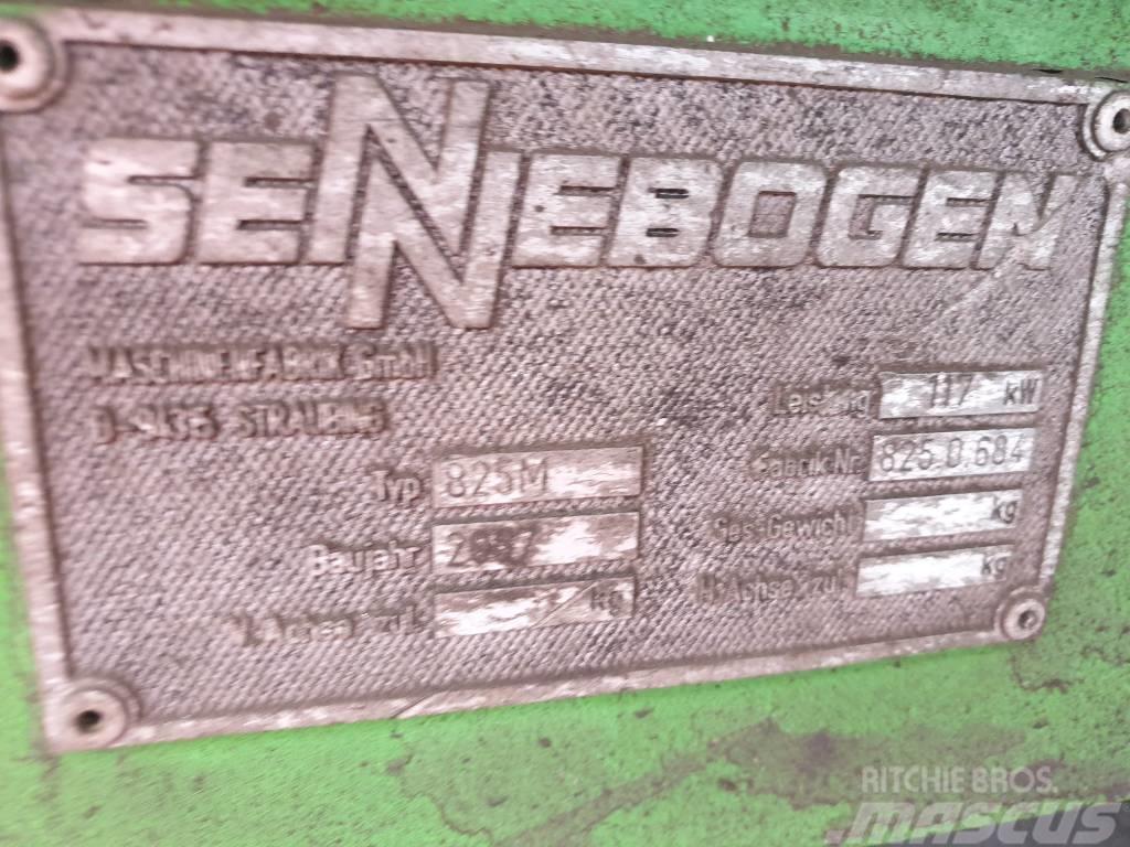 Sennebogen 825M-C Pelle à déchets