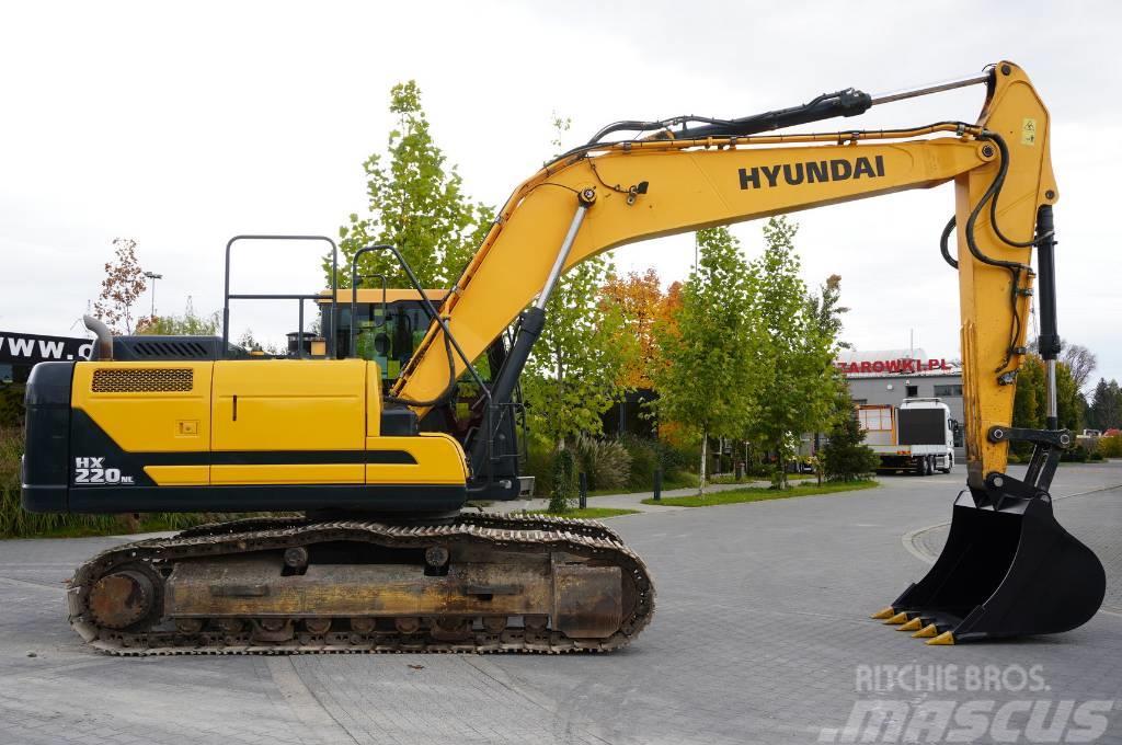 Hyundai HX220NL crawler excavator / 22t / y.2019 / 2700mth Pelle sur chenilles