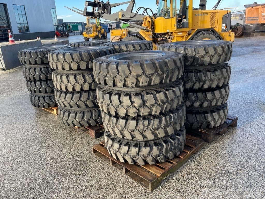  Tiron 10.00-20 Crane tires 3x sets Pelle sur pneus