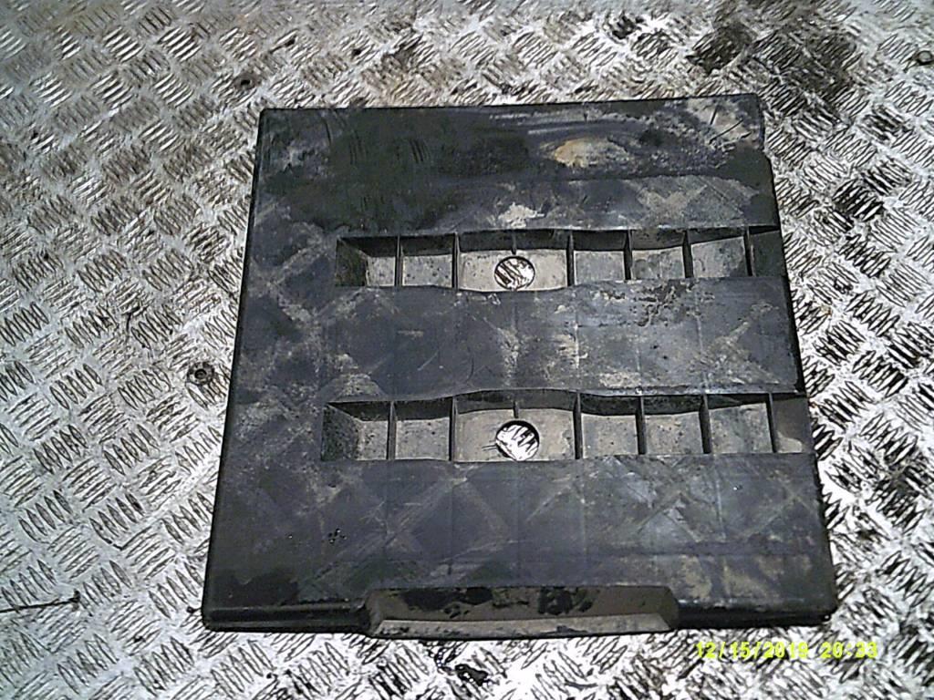 Scania 1177 G440, plastic cover Cabines