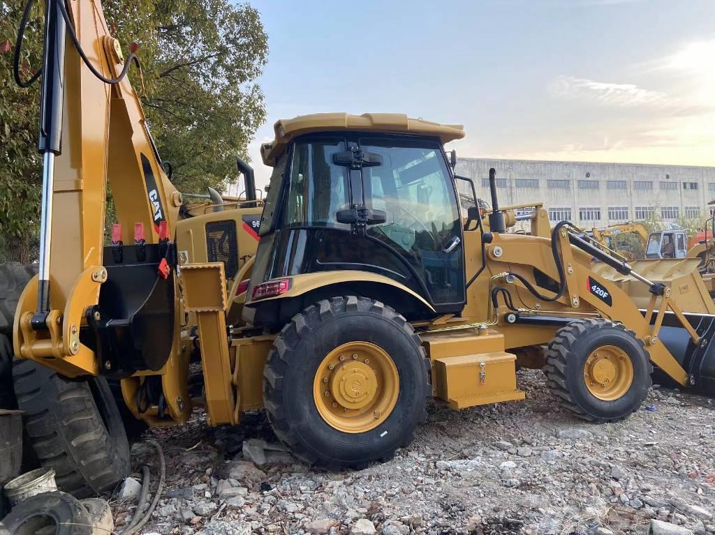 CAT 420F2 Tractopelle