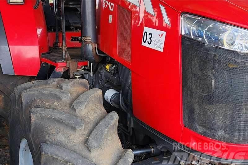 Massey Ferguson 5710 Tracteur