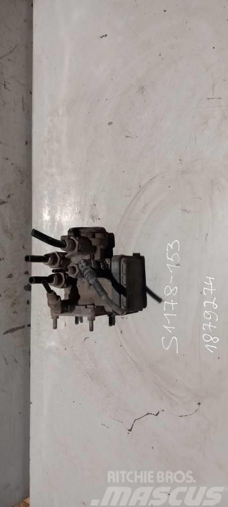 Scania R420 EBS valve 1879274 Boîte de vitesse