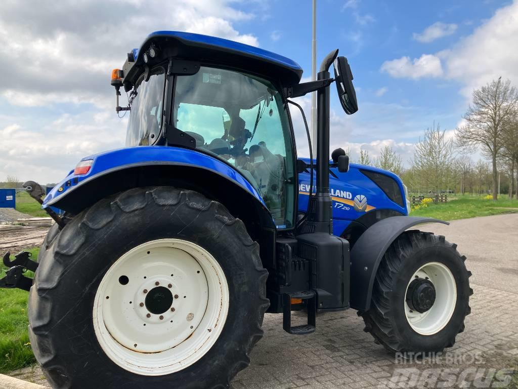 New Holland T 7.210 PC Tracteur