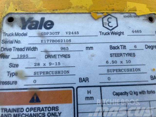 Yale GDP30TF Chariots diesel