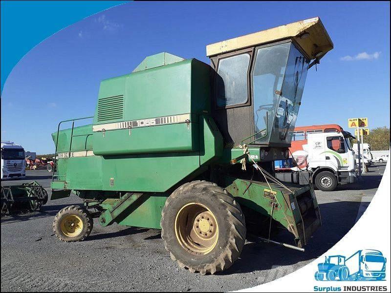 John Deere 1065 Moissonneuse batteuse