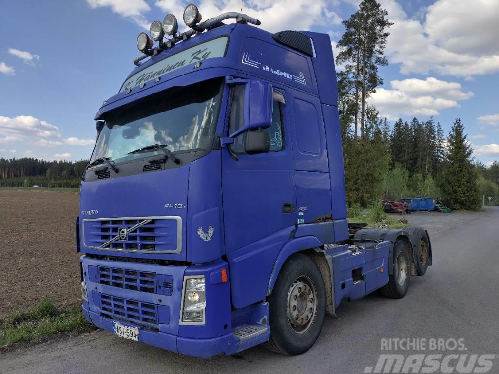 Volvo FH12 6x2 takateli veturi, leima 05/25 Tracteur routier
