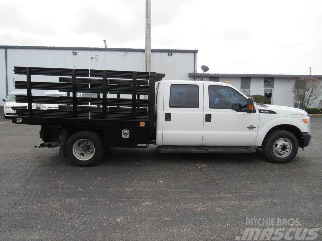 Ford Super Duty F-350 Camion plateau
