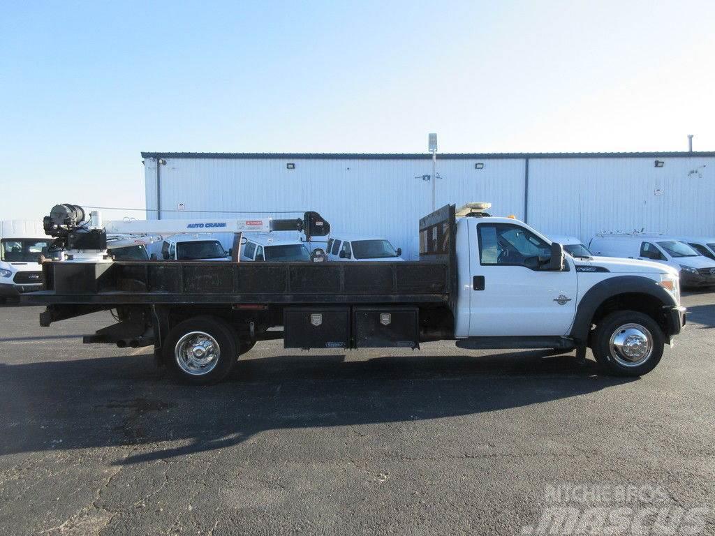 Ford Super Duty F-450 Camion plateau