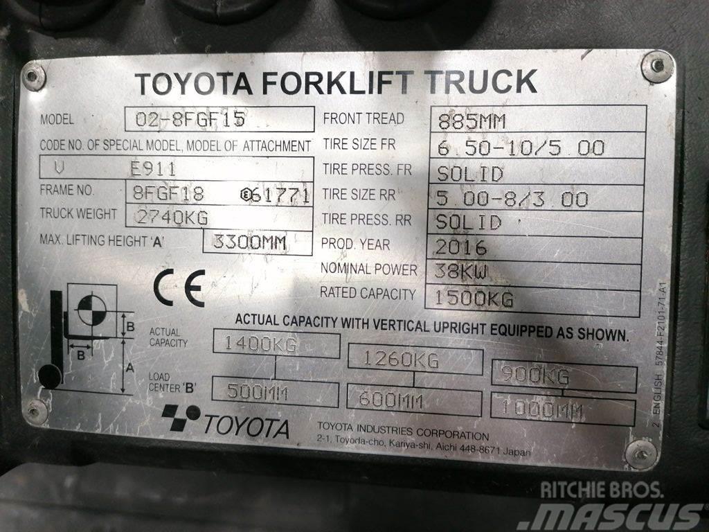 Toyota 02-8FGF15 Chariots GPL