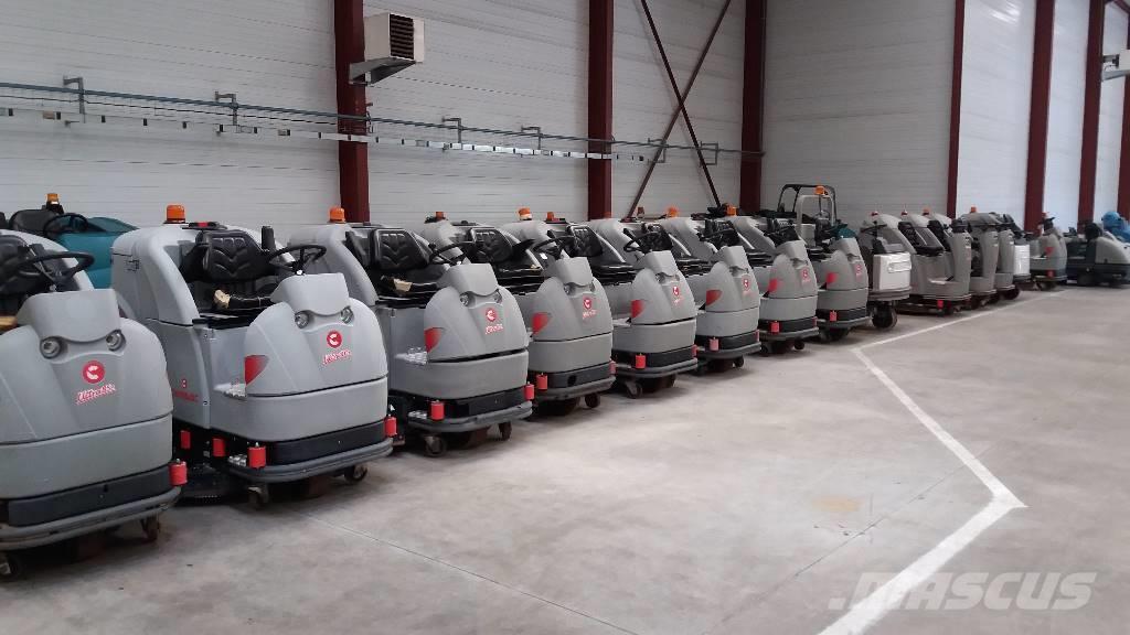  Autolaveuse Comac Balayeuse / Autolaveuse