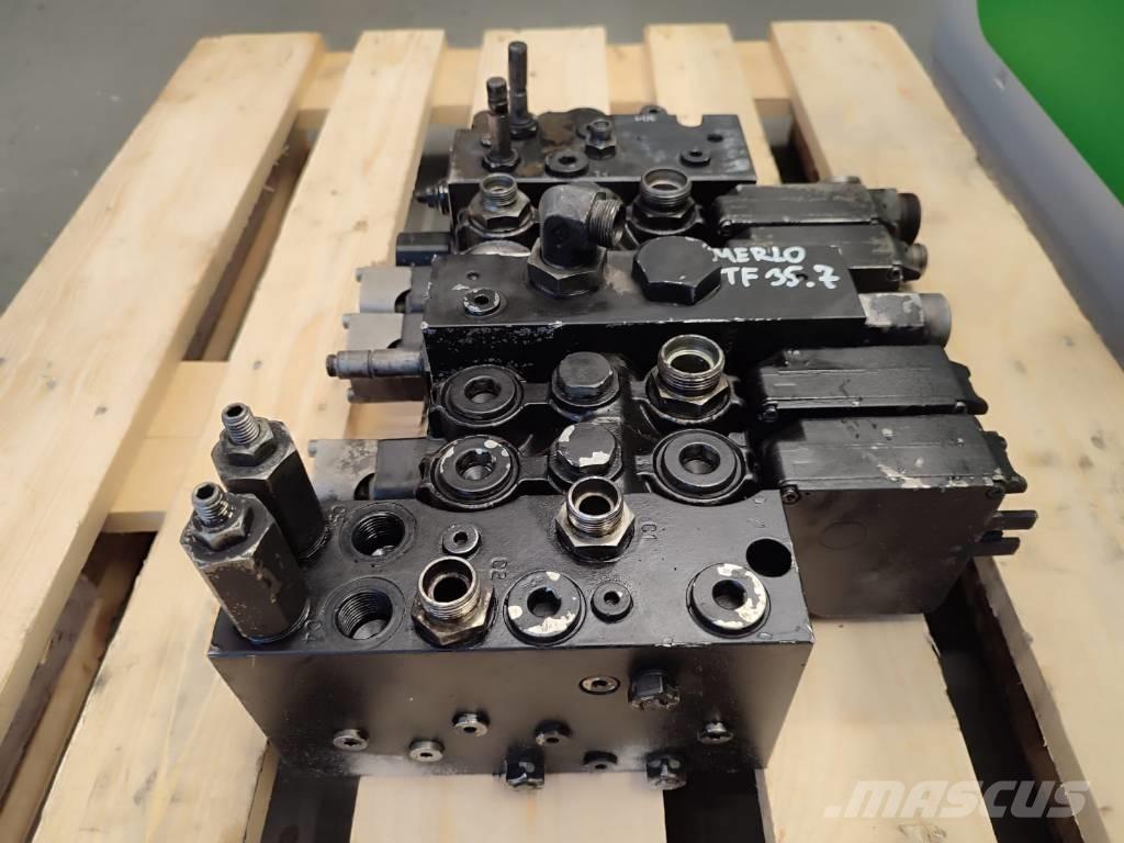 Bucher Hydraulic distributor BUCHER 52342209 Merlo42.7 TF, wilkowo