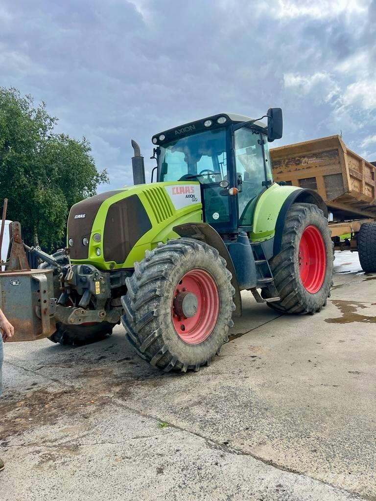 CLAAS Axion 810 Tracteur