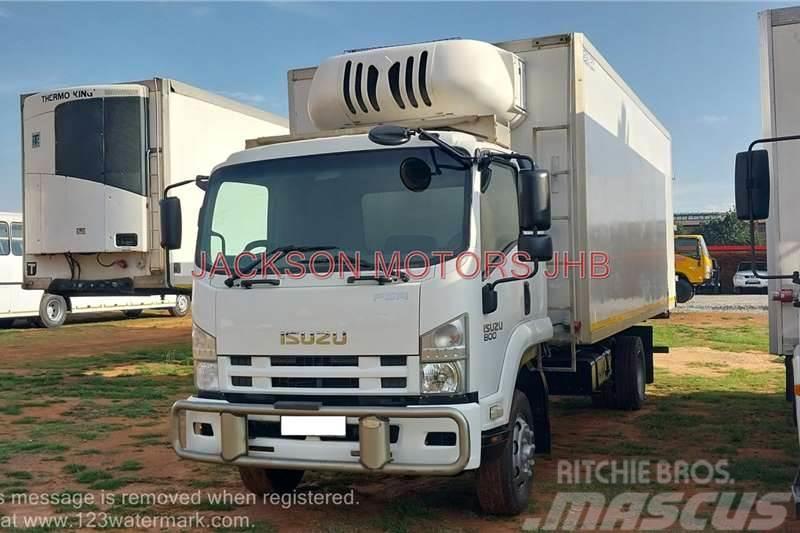 Isuzu FSR800, WITH INSULATED BODY AND TRANSFRIG MT350 Autre camion