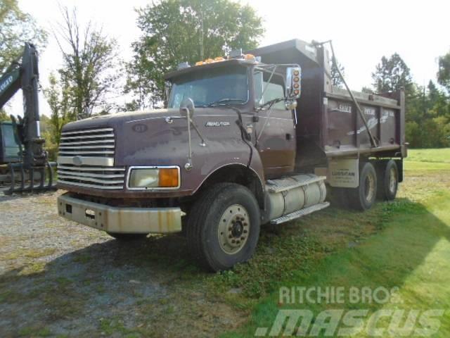 Ford L 9000 Camion benne