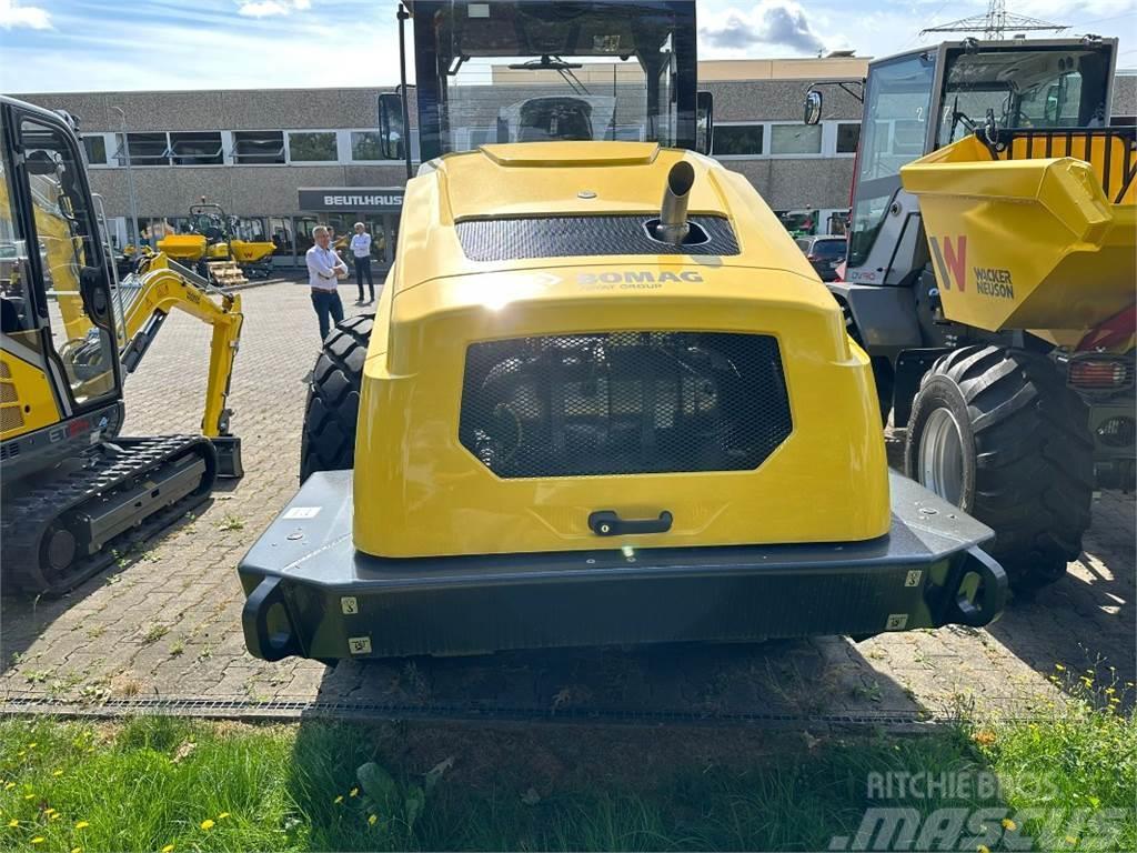 Bomag BW 213 DH Rouleaux monocylindre