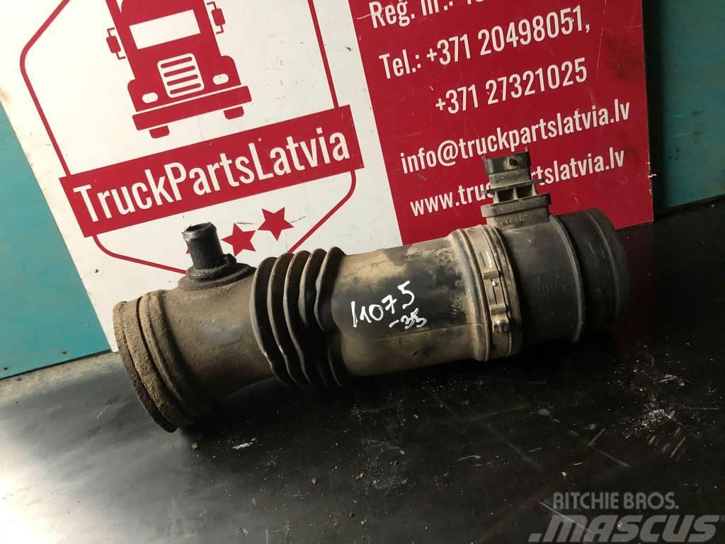 Iveco Daily 35C15 Air intake pipe 504134675 Moteur