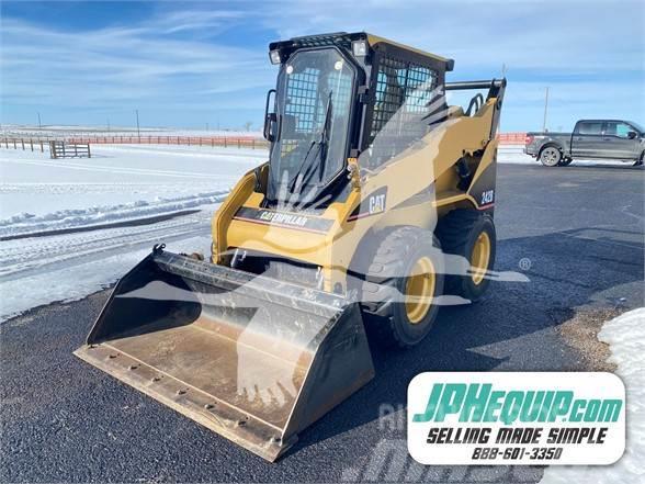 CAT 242B Chargeuse compacte