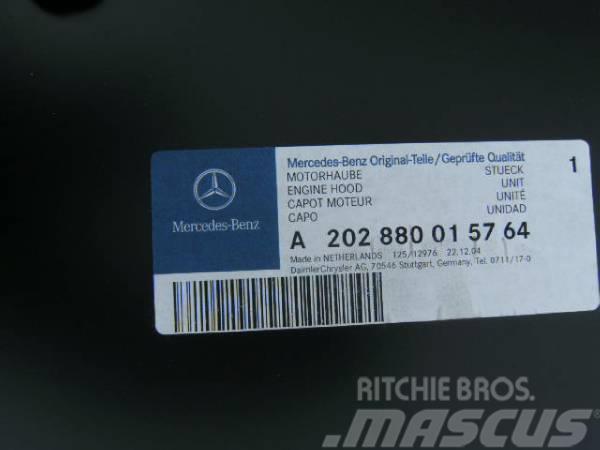 Mercedes-Benz Motorhaube C-Klasse Cabines
