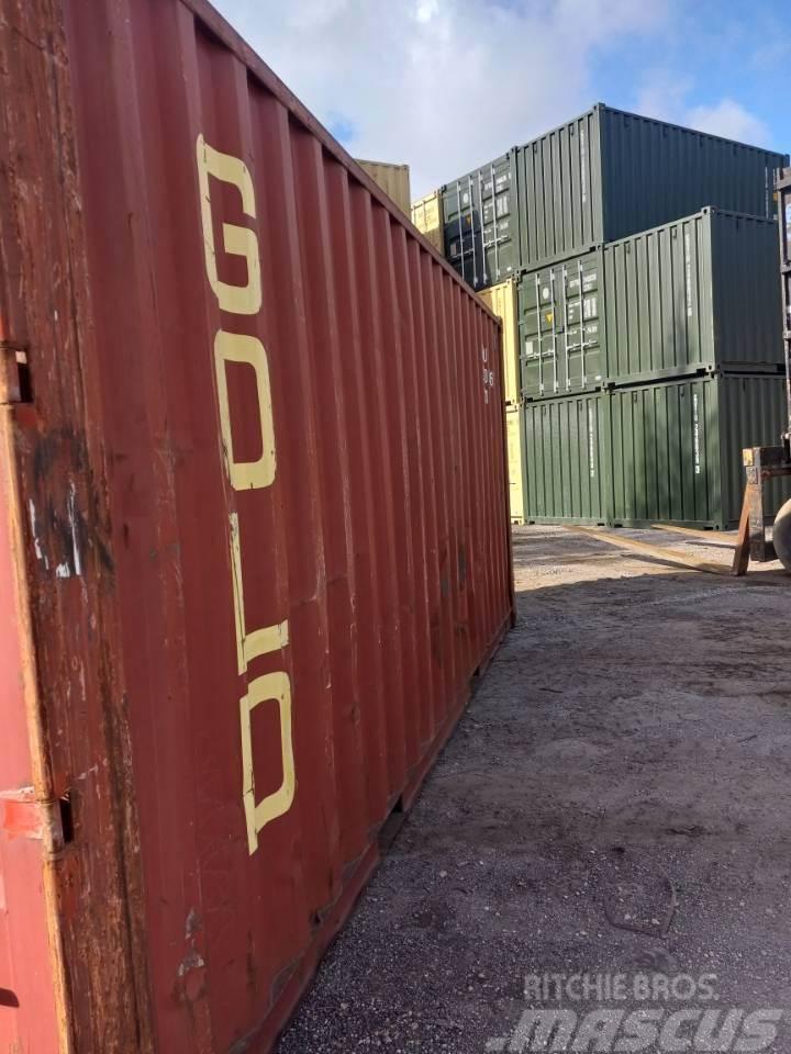 CIMC 20 FOOT USED WATER TIGHT SHIPPING CONTAINER Conteneurs de stockage