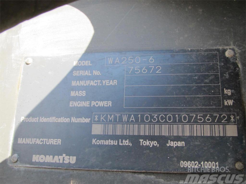 Komatsu WA 250-6 Chargeuse sur pneus