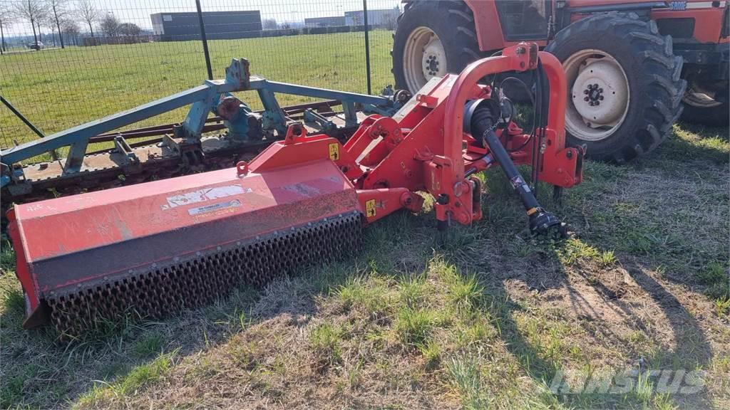 Quivogne FAC 1600 Broyeur / Gyrobroyeur / Epareuse