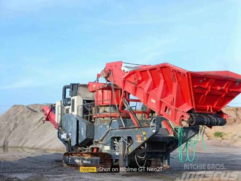Sandvik Sandvik QJ341,QH441,QA451 Crawler Crushing Plant Concasseur mobile